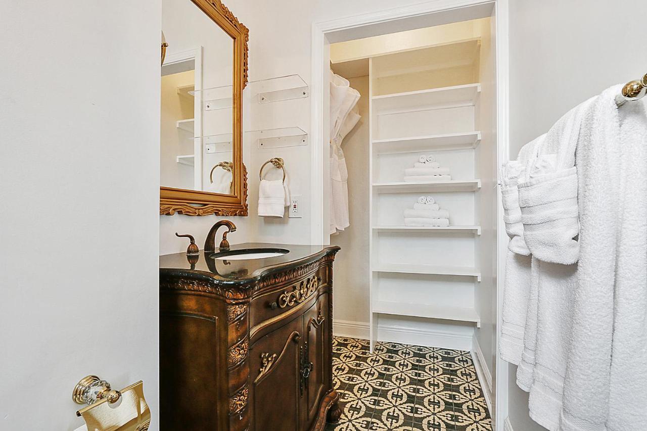 French Quarter Mansion Hotel